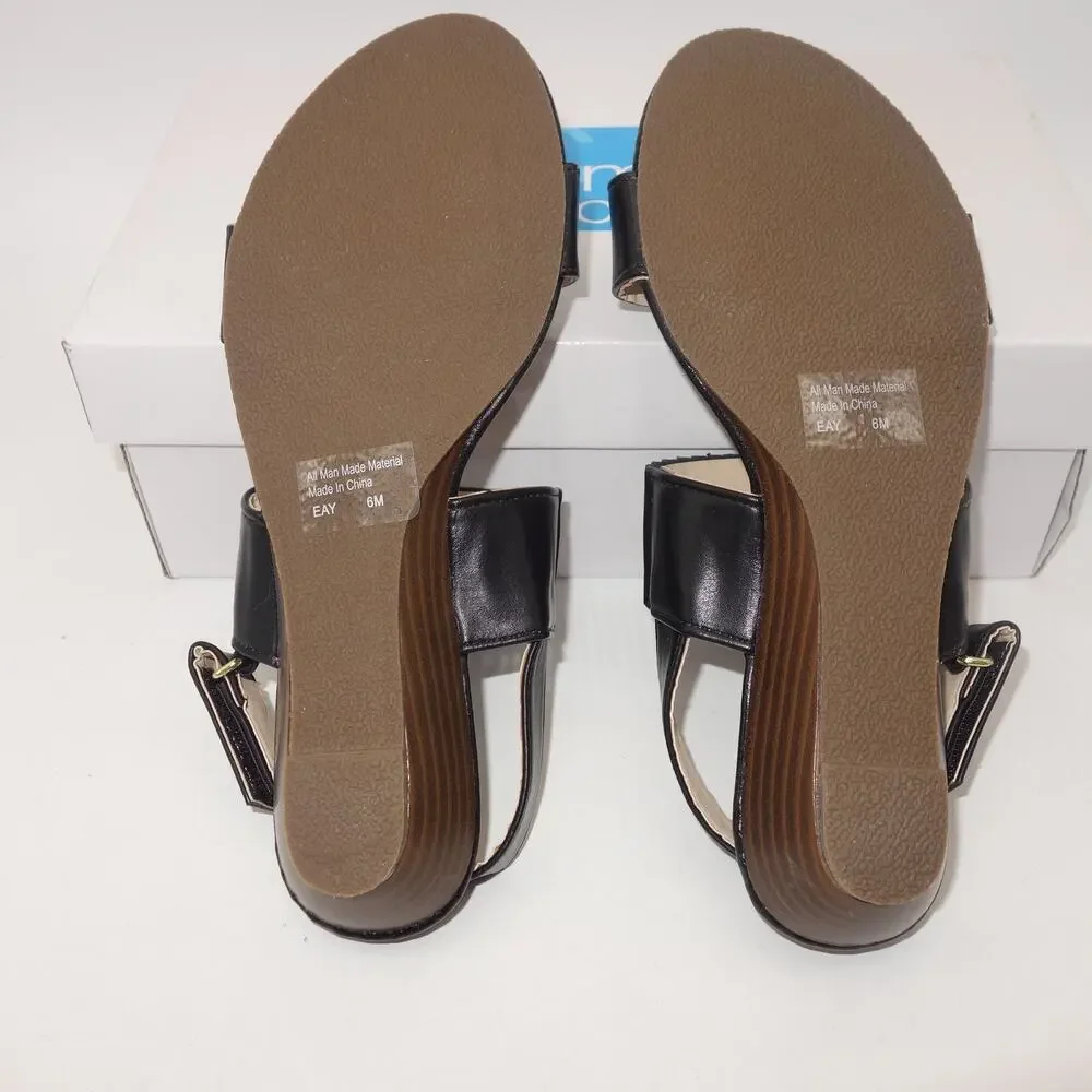 New in Box Comfort Corner BLACK Sandals Low Heel Women's 7